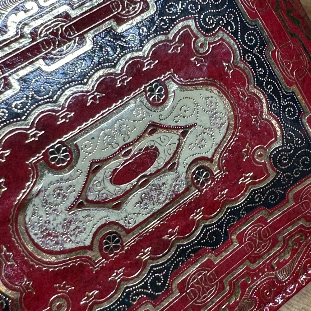 Vintage Italian Red Calf Leather Florentine Gilt Wallet Fiocchi Italy Snap Gold
